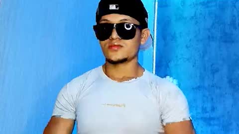 Snapshot of manuel_fpg chatting on 02-01-26, 01:15 Manuel online show from 02-01-26, 01:15