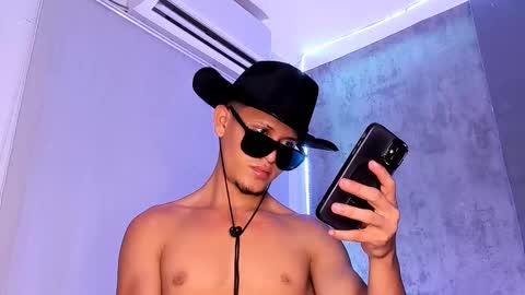 Snapshot of manuel_fpg chatting on 02-05-26, 02:16 Manuel online show from 02-05-26, 02:16