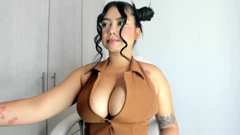 MANUELA online show from 10-04-25, 03:32