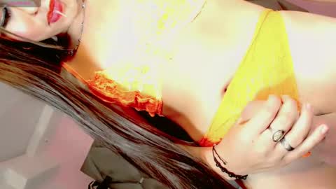 Snapshot of manuela_kingsley chatting on 12-13-24, 12:28 Manuela Kingsley online show from 12-13-24, 12:28