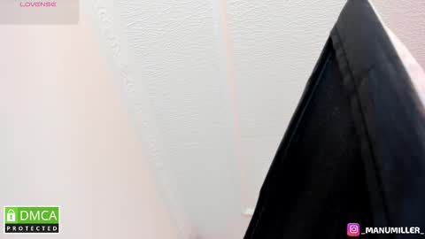 Snapshot of manuela_miiller chatting on 10-13-25, 09:15 Manuela Miller online show from 10-13-25, 09:15