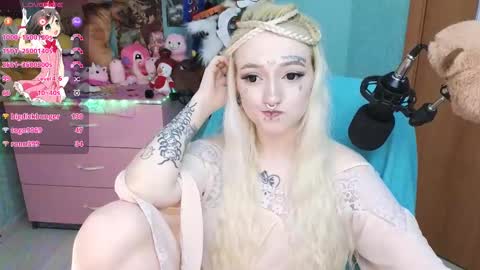 Snapshot of manuela_unicorn chatting on 03-12-25, 11:33 Manuela online show from 03-12-25, 11:33