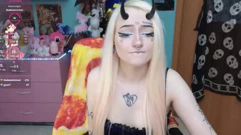 Manuela online show from 03-13-26, 08:59