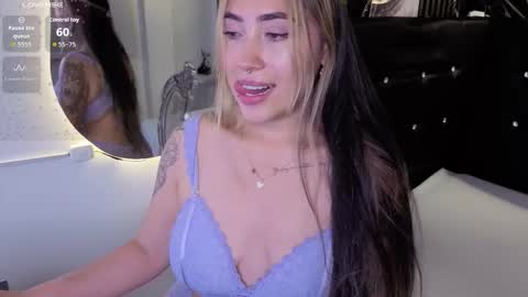 Snapshot of manuelaveelez chatting on 03-10-26, 05:34 Manuela online show from 03-10-26, 05:34