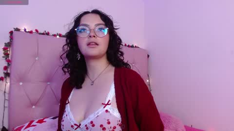 Snapshot of manumeow_ chatting on 12-31-24, 10:01 Manu online show from 12-31-24, 10:01