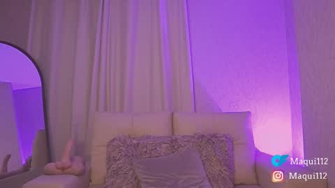 Snapshot of maquiii chatting on 11-22-25, 10:53 Maquii online show from 11-22-25, 10:53