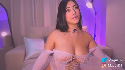 Snapshot of maquiii chatting on 02-25-26, 09:35 Maquii online show from 02-25-26, 09:35