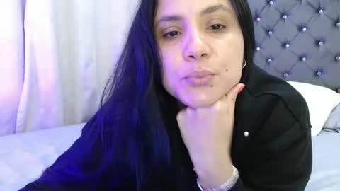 Snapshot of mara4sweet chatting on 01-06-25, 01:20 mara4sweet online show from 01-06-25, 01:20