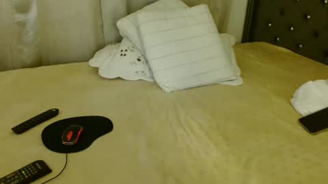 Snapshot of mara4sweet chatting on 01-16-25, 05:42 mara4sweet online show from 01-16-25, 05:42