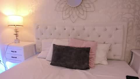 Mara online show from 09-17-25, 10:44