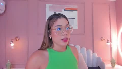 Snapshot of mara_brooks chatting on 12-28-24, 06:18 Mara online show from 12-28-24, 06:18