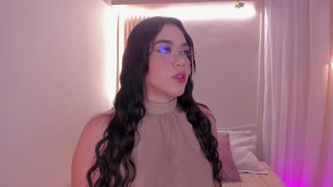 Snapshot of mara_brooks chatting on 11-12-25, 12:55 Mara online show from 11-12-25, 12:55