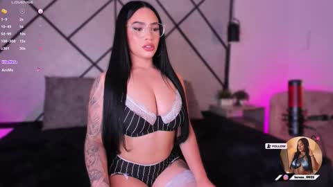 Snapshot of mara_martinez chatting on 10-10-25, 04:55 online show from 10-10-25, 04:55