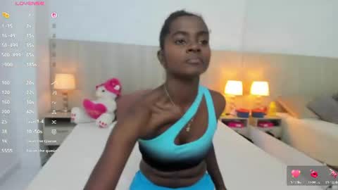 Mara Sinclair online show from 07-24-26, 07:23