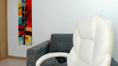 Snapshot of mara_storm chatting on 01-30-25, 01:44 mara modelo independiente online show from 01-30-25, 01:44