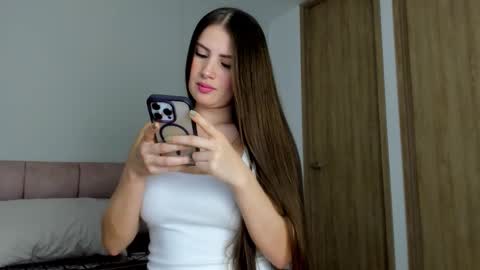 Snapshot of mara_storm chatting on 12-01-25, 12:59 mara modelo independiente online show from 12-01-25, 12:59