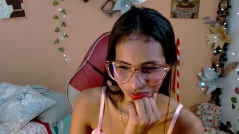 Mara 3 online show from 12-17-25, 01:17