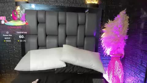 maraa_rivera online show from 10-30-25, 07:25