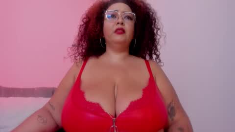 Snapshot of maraasweet chatting on 10-05-25, 12:31 Mrs. Sweet online show from 10-05-25, 12:31