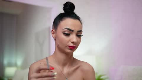 Snapshot of maraciel chatting on 12-25-24, 12:37  Mara  online show from 12-25-24, 12:37