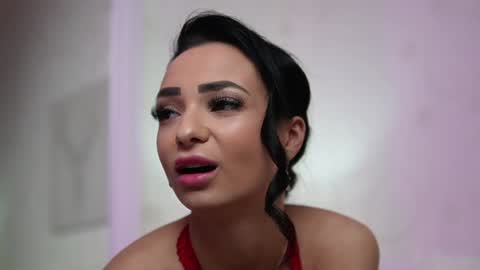 Snapshot of maraciel chatting on 01-16-25, 12:45  Mara  online show from 01-16-25, 12:45