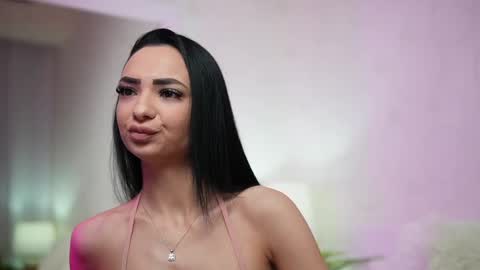 Snapshot of maraciel chatting on 02-16-25, 09:48  Mara  online show from 02-16-25, 09:48