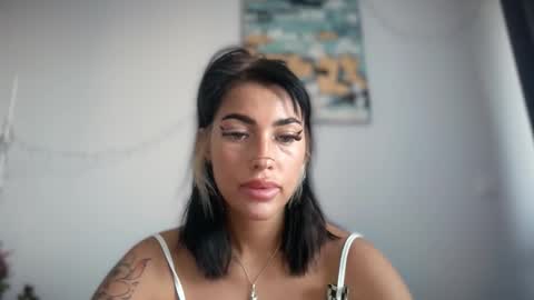 Marakuia online show from 10-21-25, 06:03