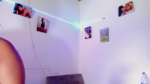 maralinette22 online show from 01-08-25, 01:09