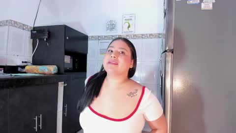 Snapshot of maralinette22 chatting on 05-18-26, 11:16 maralinette22 online show from 05-18-26, 11:16