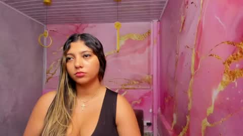 Snapshot of maraluna_ chatting on 07-28-26, 12:48 Maraluna online show from 07-28-26, 12:48