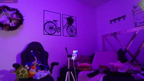 Snapshot of marce_hill chatting on 10-24-25, 04:03 MARCE AND ..... online show from 10-24-25, 04:03