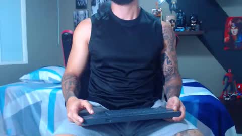 Snapshot of marcel_craw0796 chatting on 12-05-25, 12:25 MARCEL online show from 12-05-25, 12:25