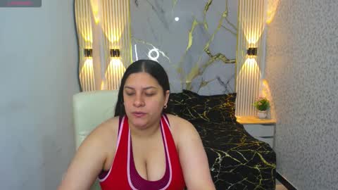 Snapshot of marcela_silva chatting on 12-01-25, 12:32 marcela_silva online show from 12-01-25, 12:32