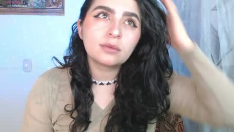 Snapshot of marceline_uu chatting on 05-13-26, 11:18 M A R C I online show from 05-13-26, 11:18