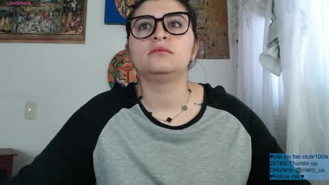 Snapshot of marceline_uu chatting on 05-31-26, 12:56 M A R C I online show from 05-31-26, 12:56
