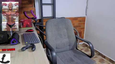 Marck  Independent model  online show from 04-08-26, 02:00