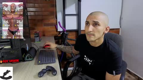 Marck  Independent model  online show from 04-26-26, 03:48