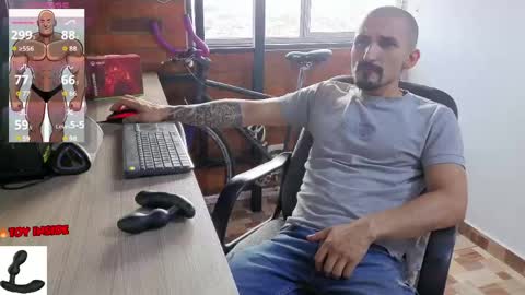 Marck  Independent model  online show from 06-04-26, 10:05
