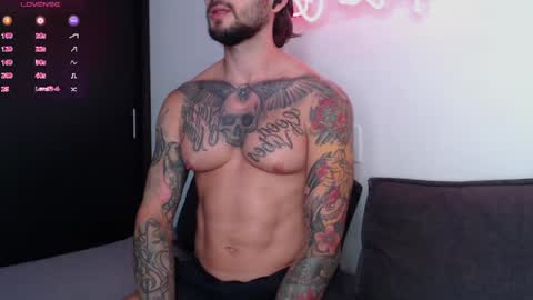 marco_allison43 online show from 06-03-26, 04:23