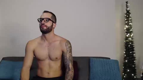 Snapshot of marcoandpolo01 chatting on 12-26-24, 03:38 Marco Polo online show from 12-26-24, 03:38