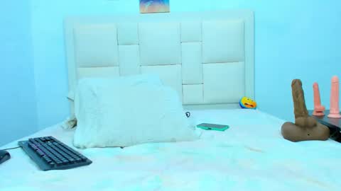 Snapshot of marcojohnsoon chatting on 02-21-25, 11:32 Marco Luis online show from 02-21-25, 11:32