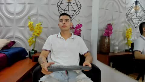 Snapshot of marcovitto chatting on 12-30-24, 05:04 marcovitto online show from 12-30-24, 05:04