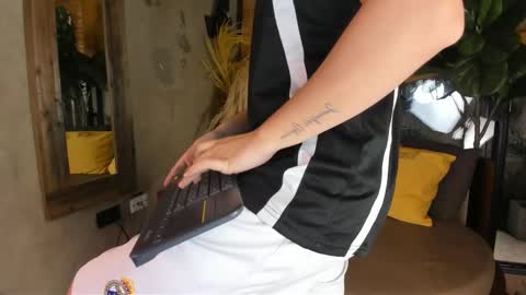 marcovitto online show from 11-21-25, 07:45