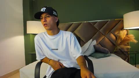 marcus_jeron online show from 10-12-25, 04:11