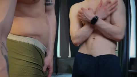 marcus_paradise online show from 04-25-26, 01:41