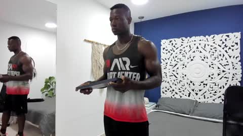 Snapshot of marcusblack_ chatting on 12-21-24, 11:55 Marcusssss online show from 12-21-24, 11:55