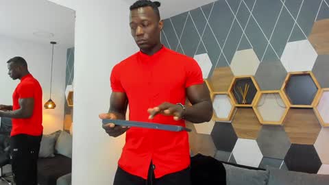 Snapshot of marcusblack_ chatting on 01-02-25, 02:13 Marcusssss online show from 01-02-25, 02:13