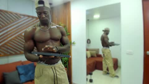 Snapshot of marcusblack_ chatting on 01-31-25, 11:46 Marcusssss online show from 01-31-25, 11:46