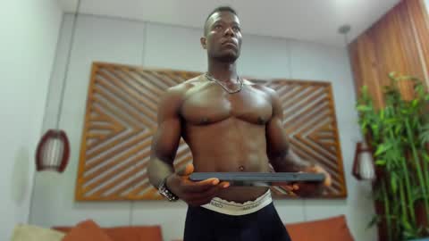 Snapshot of marcusblack_ chatting on 01-31-25, 06:03 Marcusssss online show from 01-31-25, 06:03