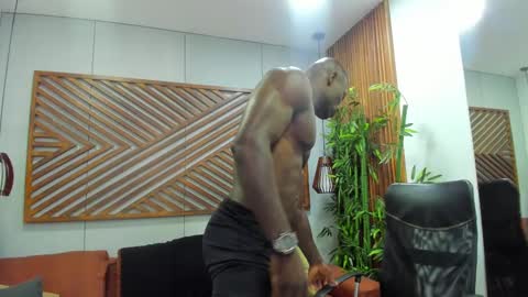 Snapshot of marcusblack_ chatting on 02-15-25, 02:55 Marcusssss online show from 02-15-25, 02:55